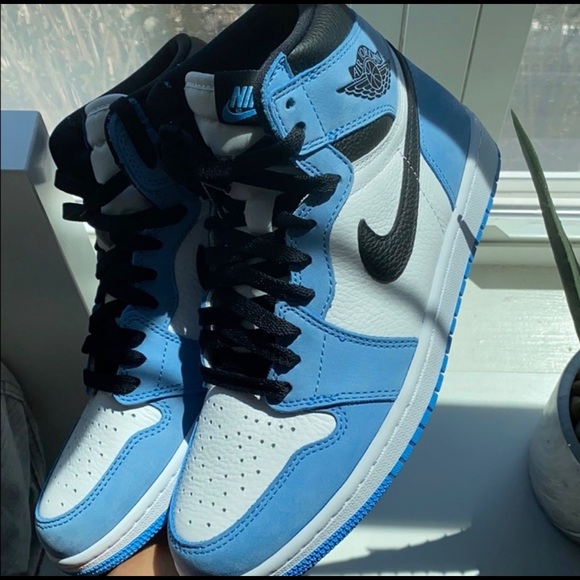Air Jordan’s 1 university blue i am willing to negotiate - Picture 6 of 14